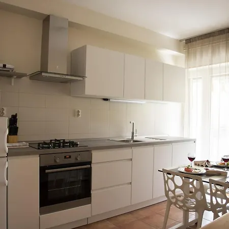 Alba - One Bedroom